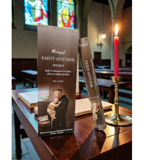 Encens Religieux Saint Antoine – Prière et Confiance ambiance église