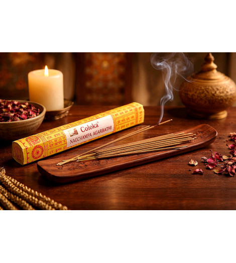 Encens Naturel Goloka Nag Champa - bâtonnets sur plateau
