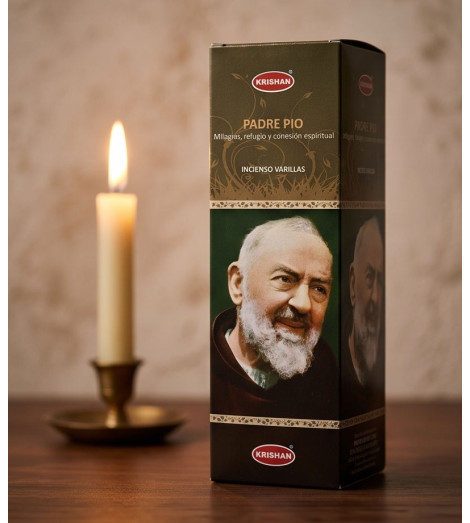 Encens Religieux – Padre Pio – Boite d'encens et cierge allumé