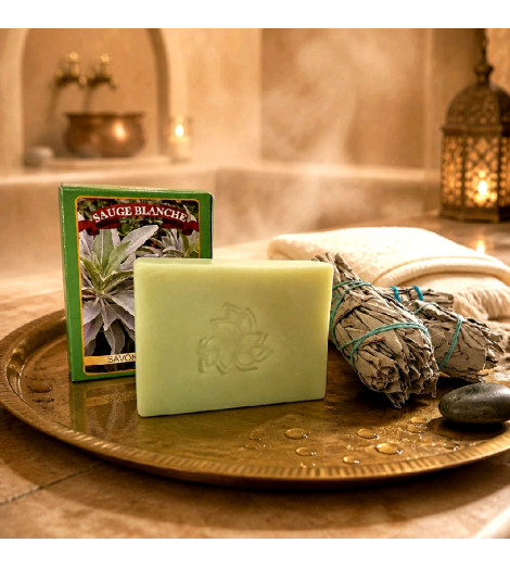 Savon Aromatika à la Sauge Blanche – Pain de 125 g sur plateau