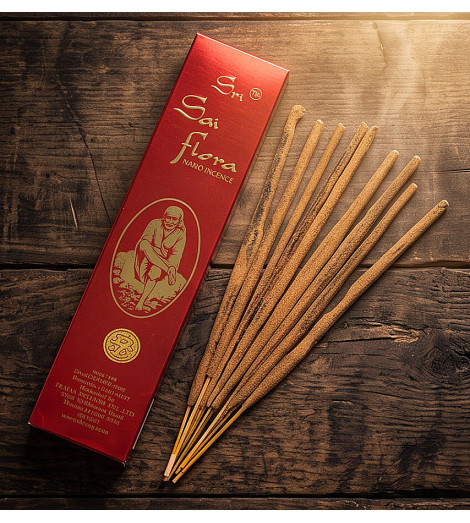 Encens Nag Champa Saï Flora sur table bois