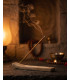 Encens Nag Champa Saï Flora bâtonnets fumant sur brûle encens