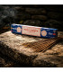 Encens Nag Champa Satya Saï Baba – boite et bâtonnets sur pierre