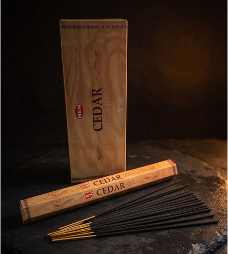 Encens Bois de Cèdre HEM - Les boites et les bâtonnets présentation